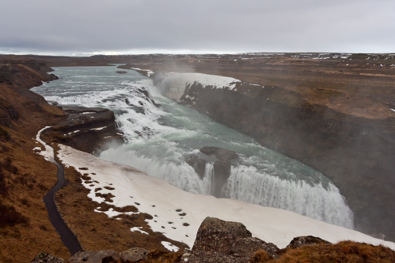 Gullfoss - najbardziej znany wodospad Islandii.