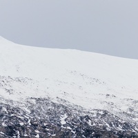 Zbliżenie na kalderę Snæfellsjökull.