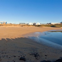 Plaża Nauthólsvík na południu.