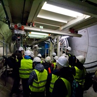 Wycieczka SSC na końcu maszyny wiercącej tunel.