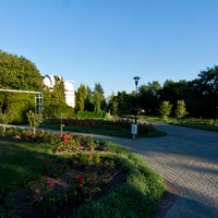 Ogród różany i obserwatorium astronomiczne na Petrinie.