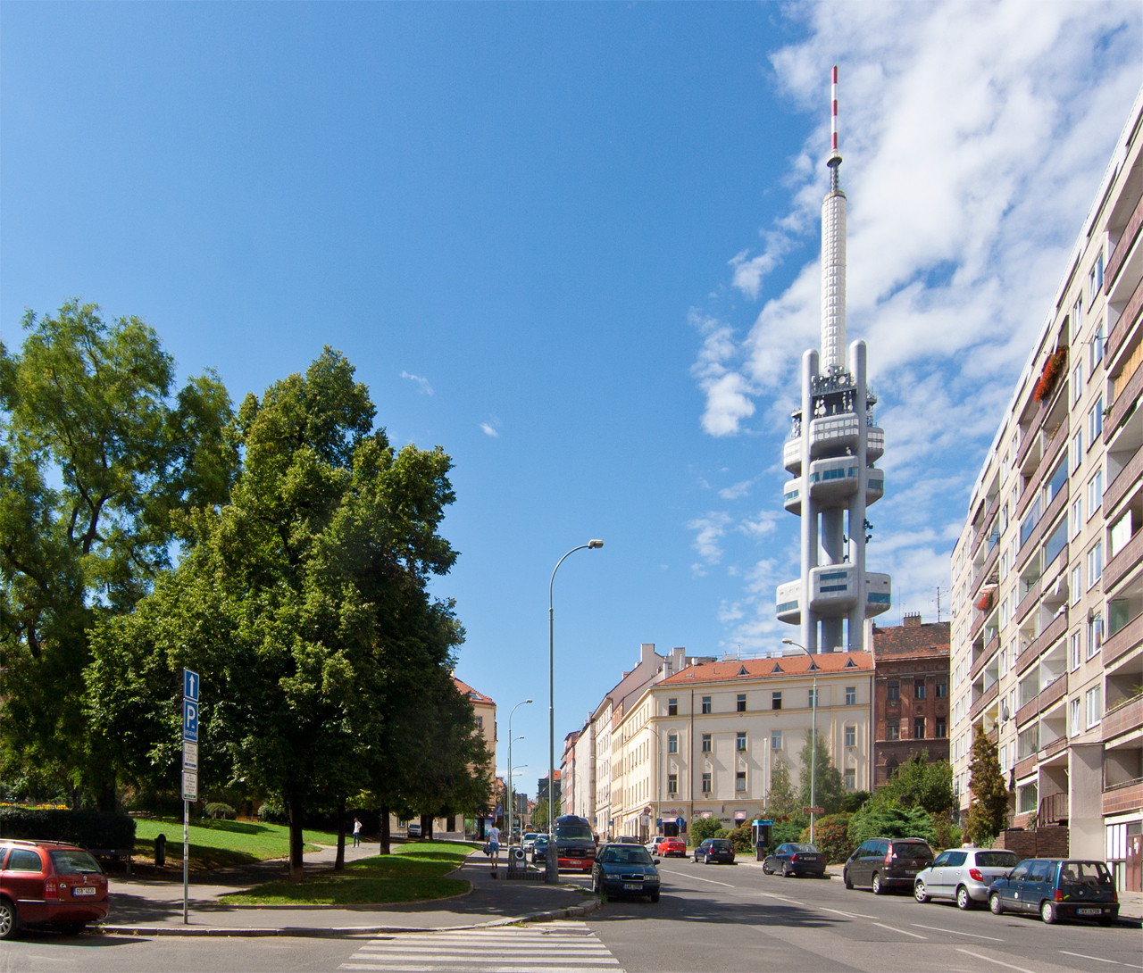 Wieża telewizyjna w dzielnicy Žižkov.